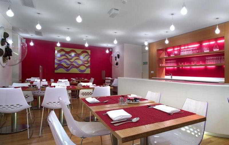 La Cour Des Augustins Boutique Gallery Design Hotel Женева Ресторан фото
